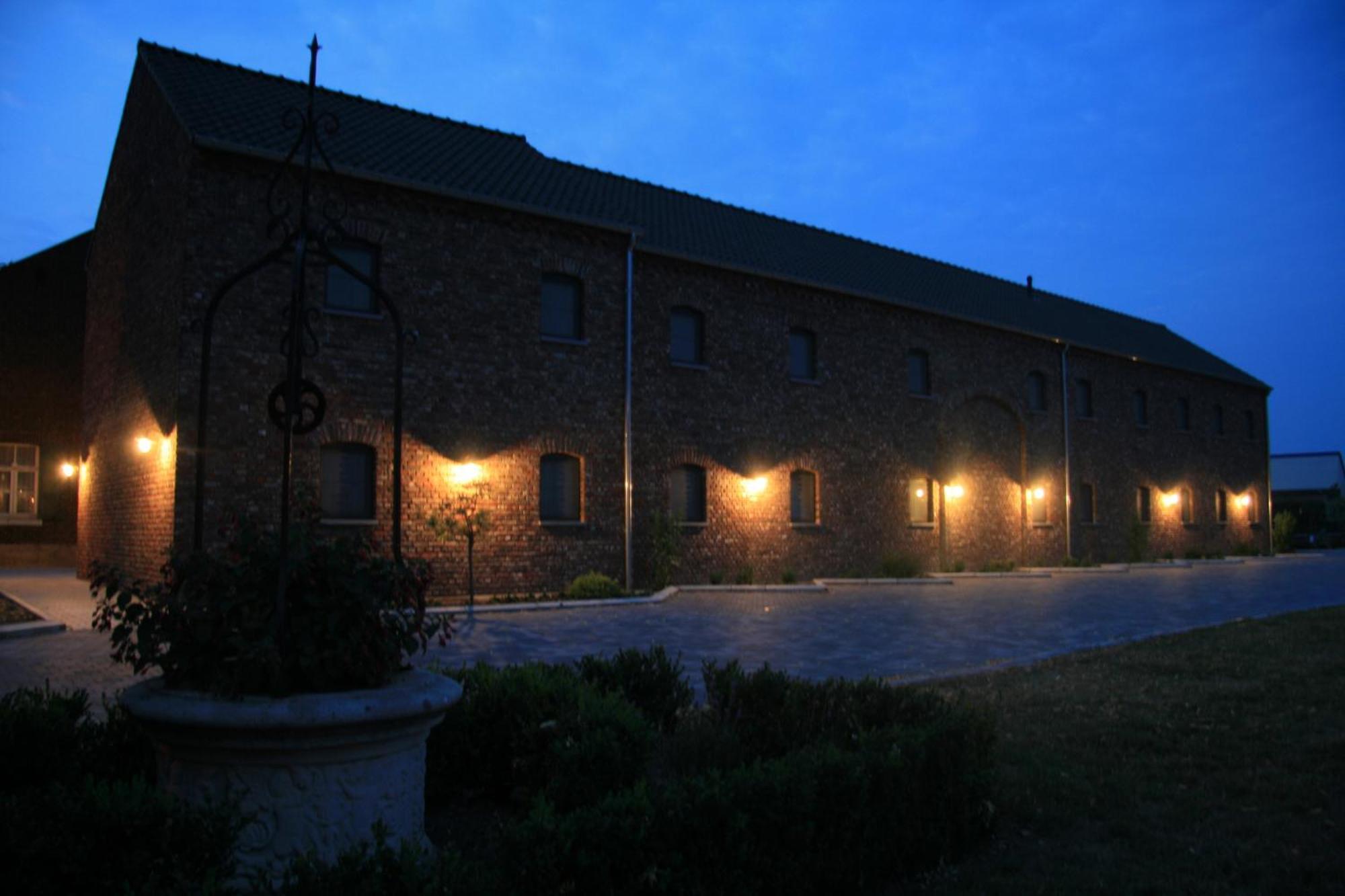 Hotel Oude Eycke Maaseik Esterno foto