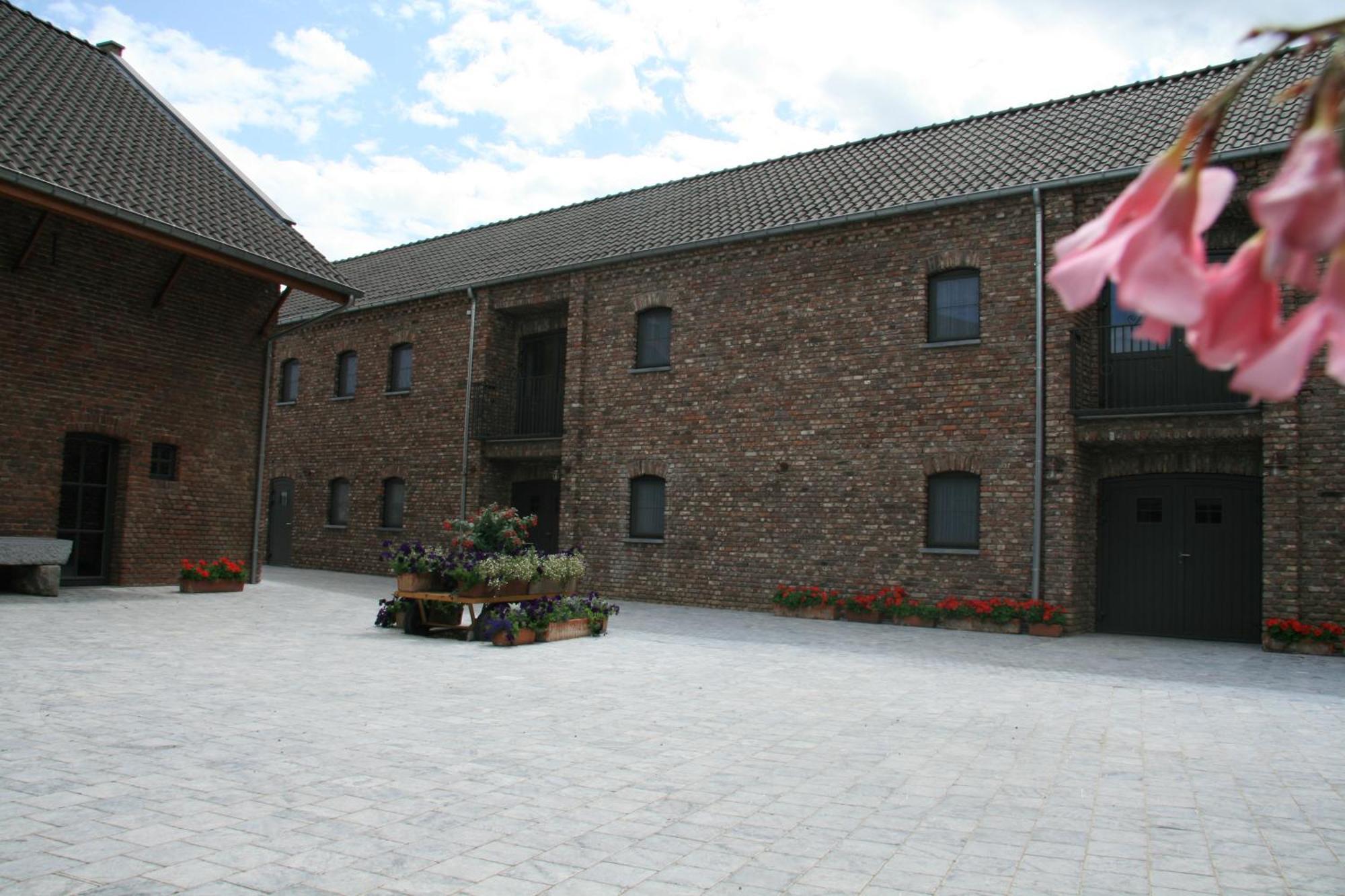 Hotel Oude Eycke Maaseik Esterno foto