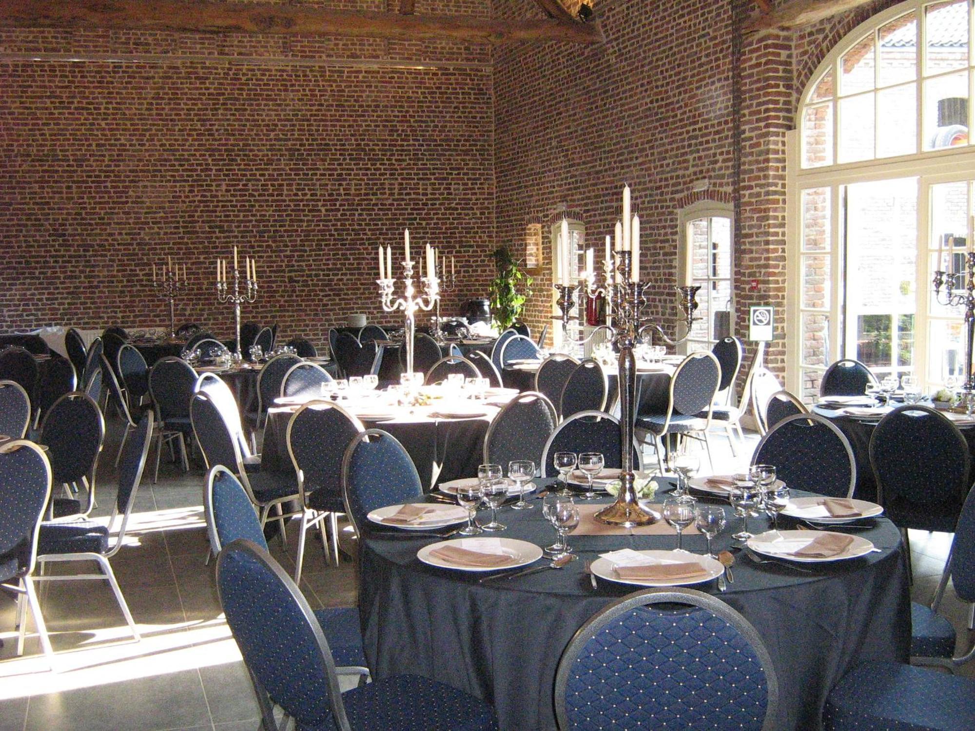 Hotel Oude Eycke Maaseik Esterno foto