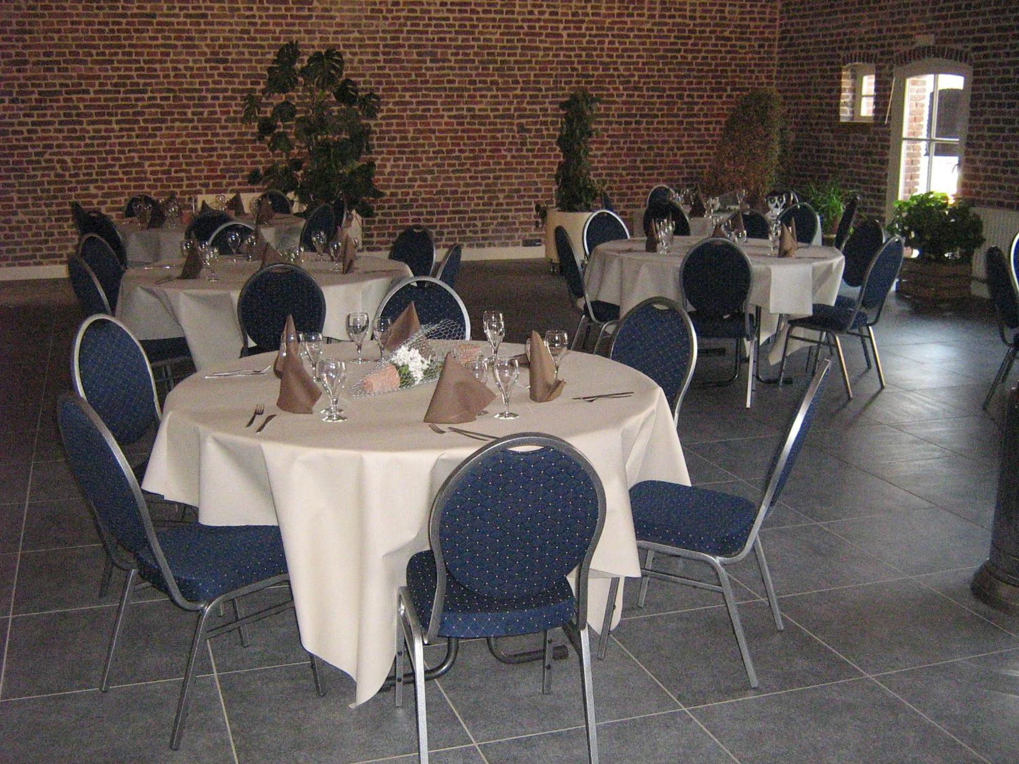 Hotel Oude Eycke Maaseik Esterno foto